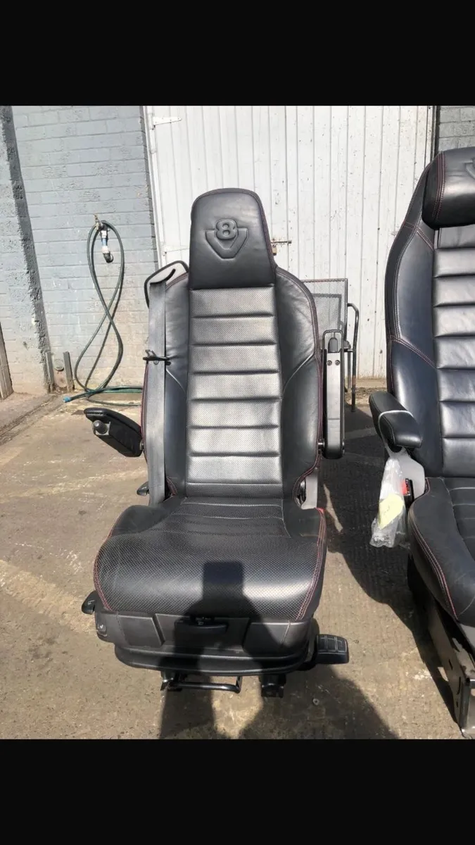 SCANIA LEATHER SEATS - Image 2
