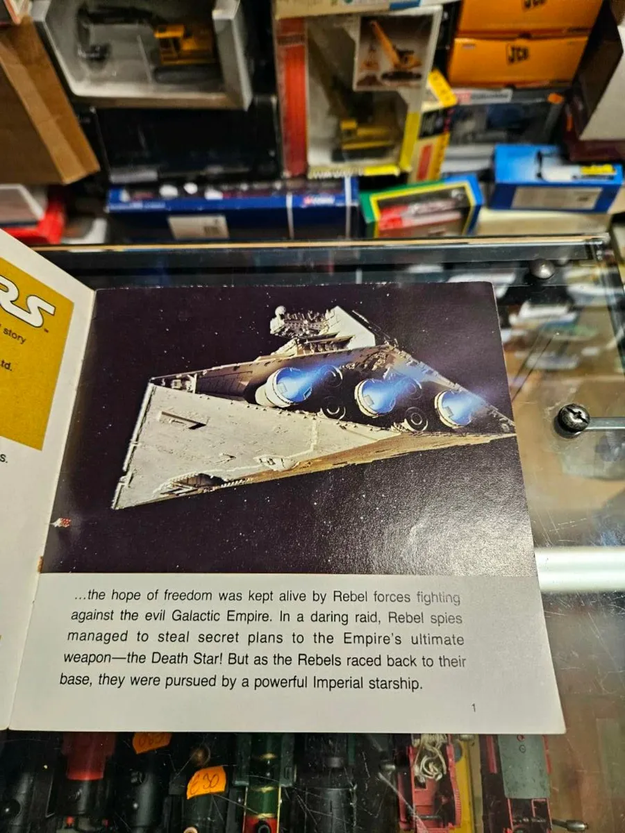 Vintage Star Wars Booklet and Record - Image 3