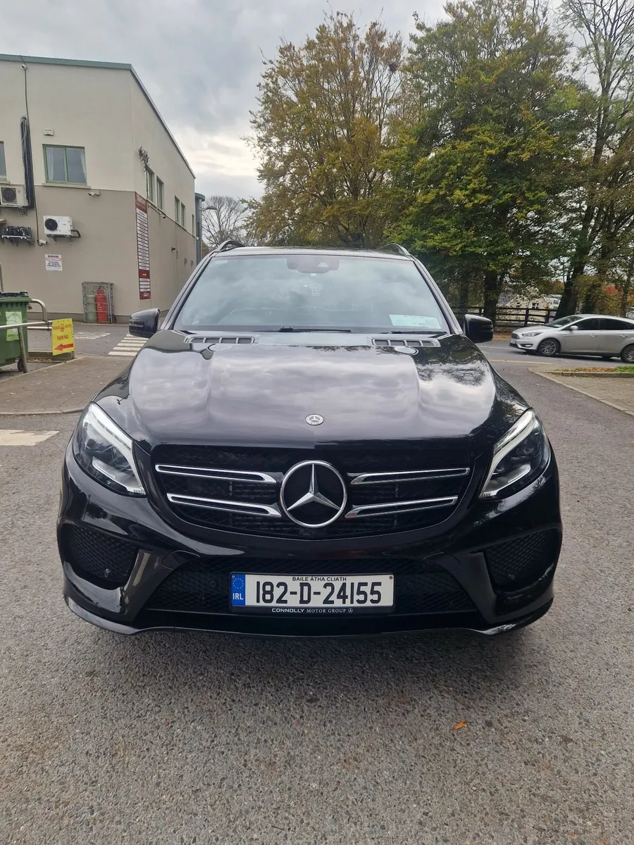 182 Mercedes-Benz GLE - Image 1