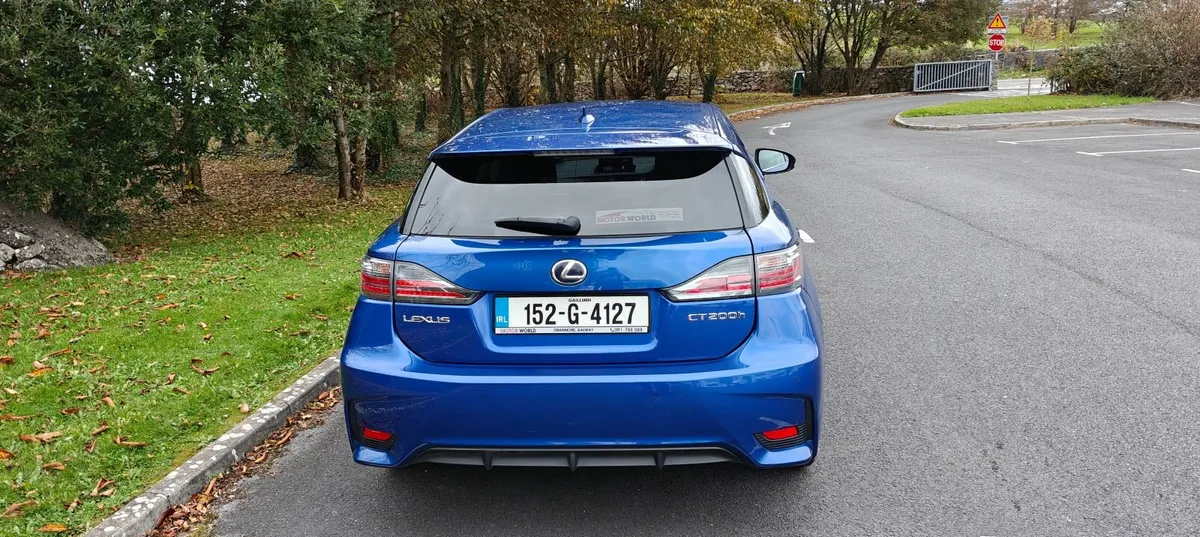 Lexus CT 2015 Advance - Image 4