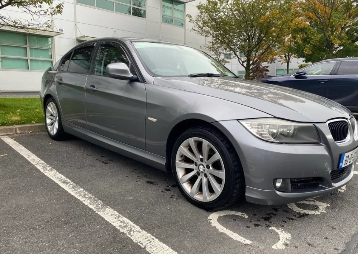 BMW 320diesel 2010 - Image 1