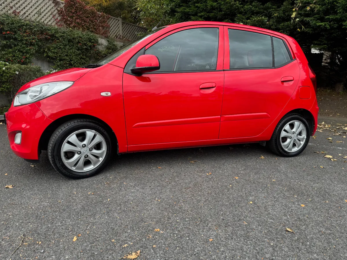 Hyundai i10 in excellent cond, NCT & warranty - Image 3