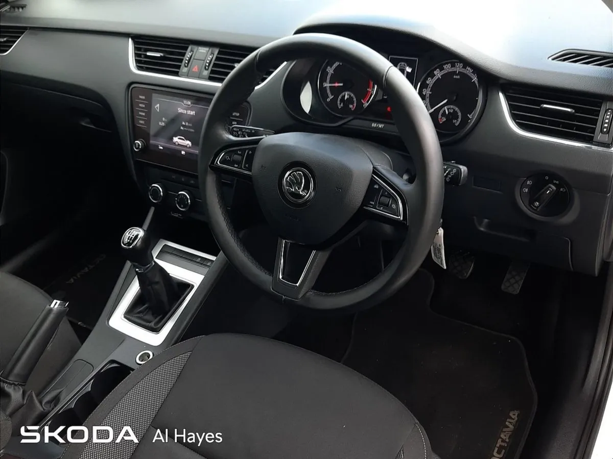 Skoda Octavia  petrol ambition 1.0tsi 115HP - Image 4