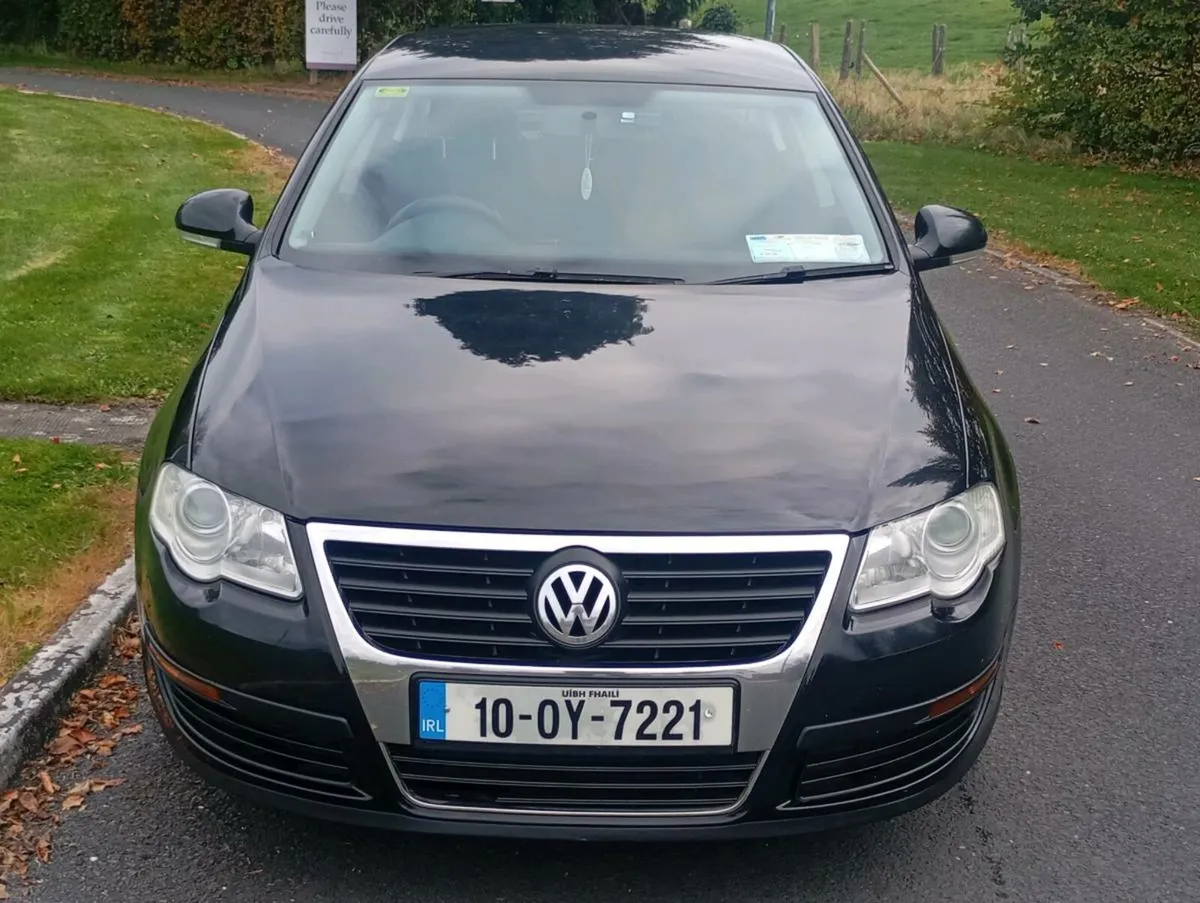 10 VW Passat 1.6TDi NCT & tax mint condition - Image 3