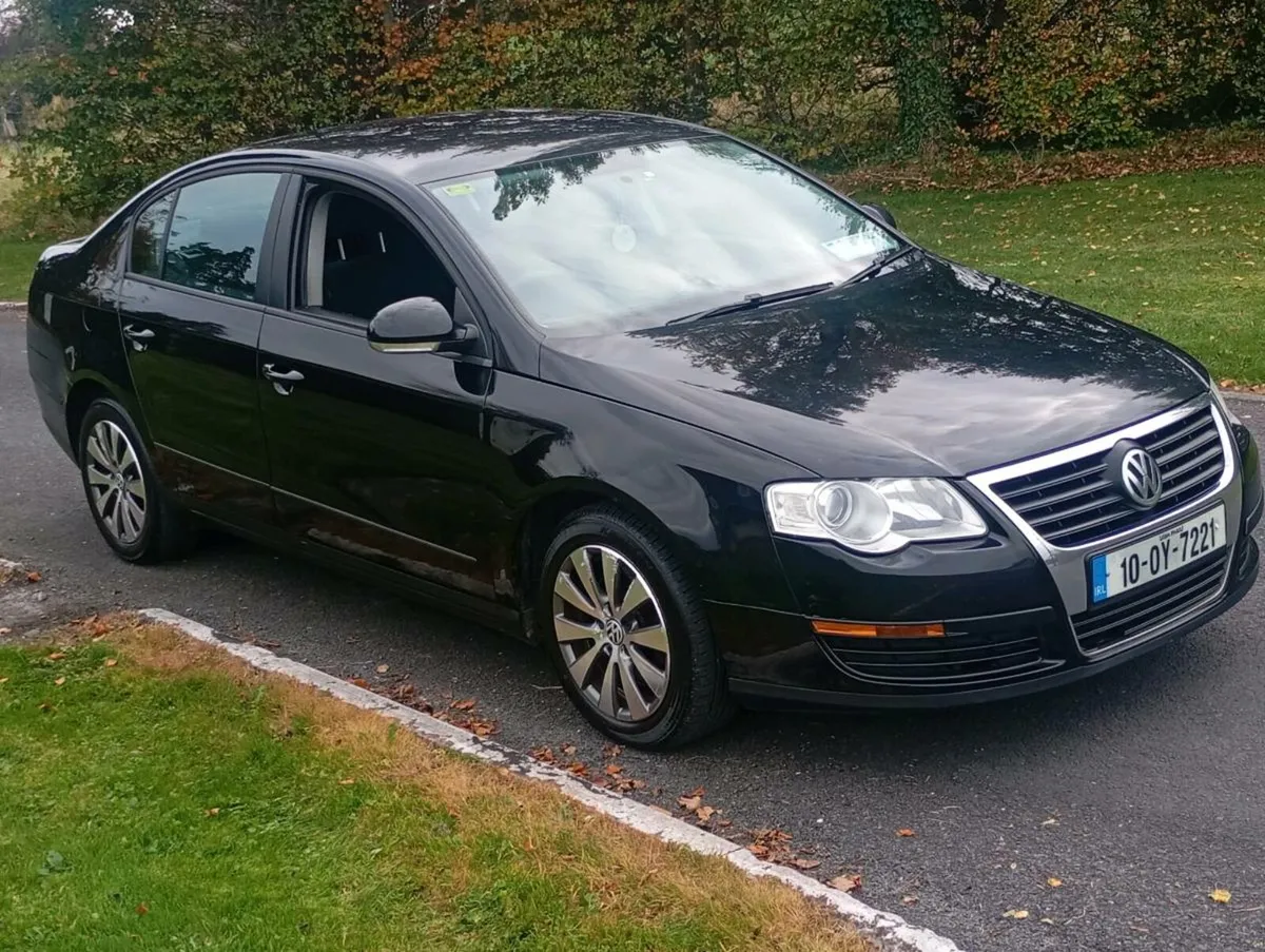10 VW Passat 1.6TDi NCT & tax mint condition - Image 4