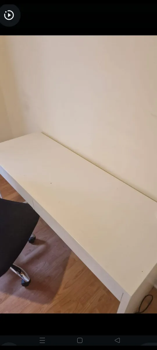 Office furniture - Image 1