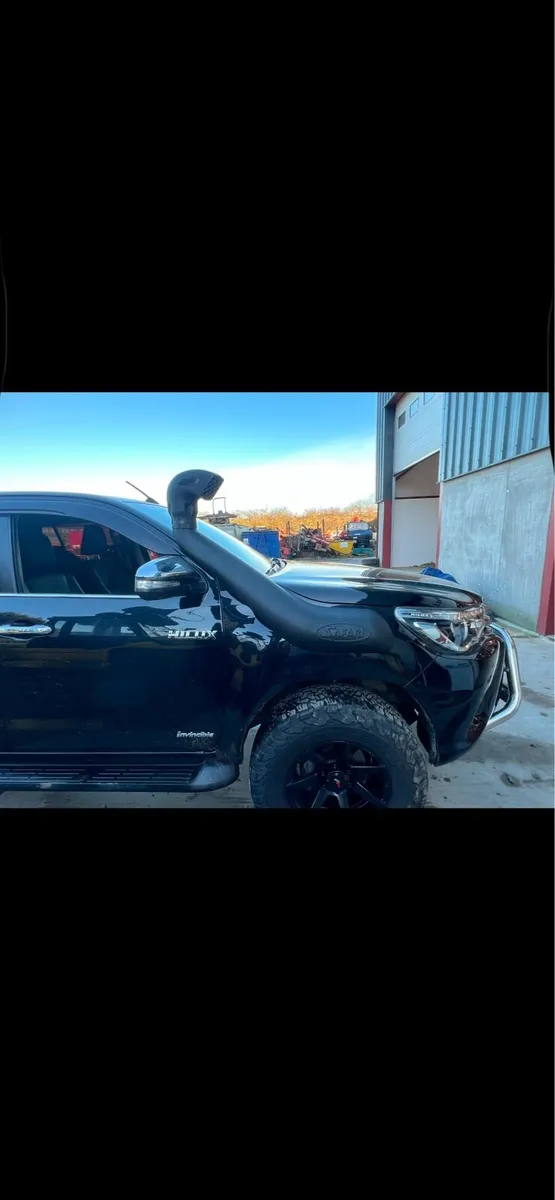 Toyota hilux - Image 4