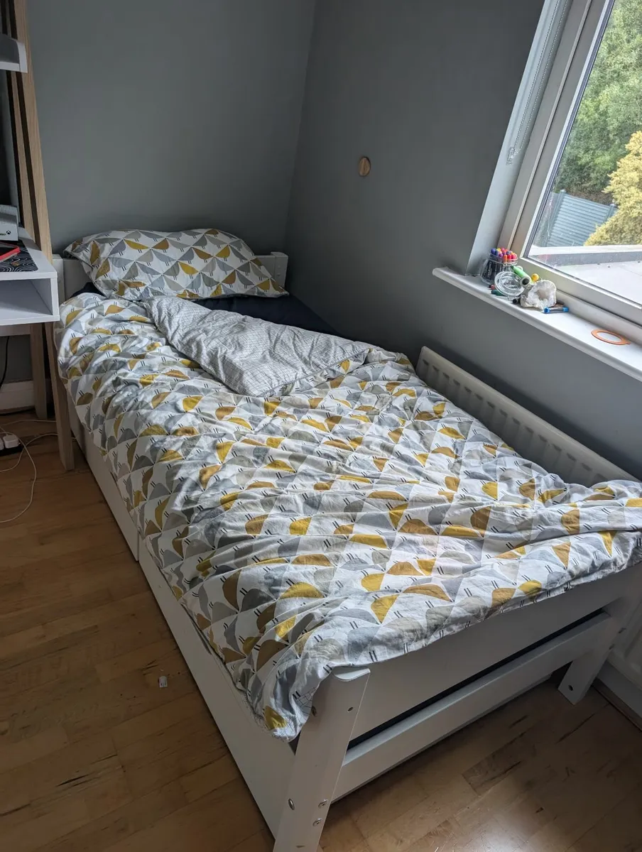 Single Flexa bed with storage drawers - Image 1