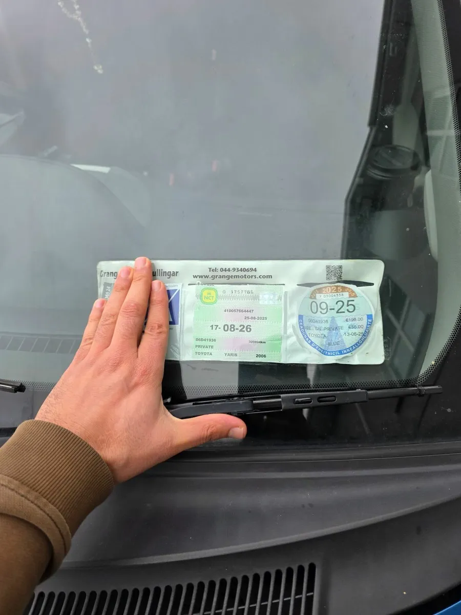 Toyota Yaris 2006 - Image 2