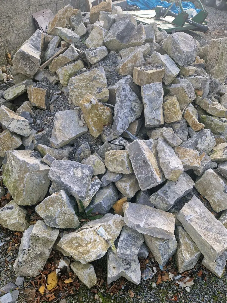 Building stone - Image 1