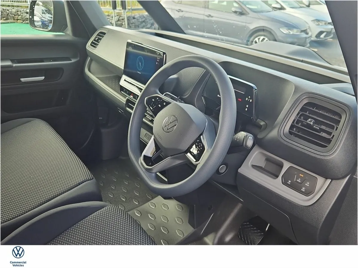 Volkswagen ID.Buzz Cargo ***PRICE REDUCTION***Fold - Image 4