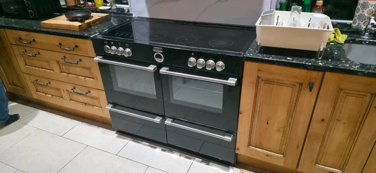 STOVE ELECTRIC COOKER DOUBLE OVEN - Image 1
