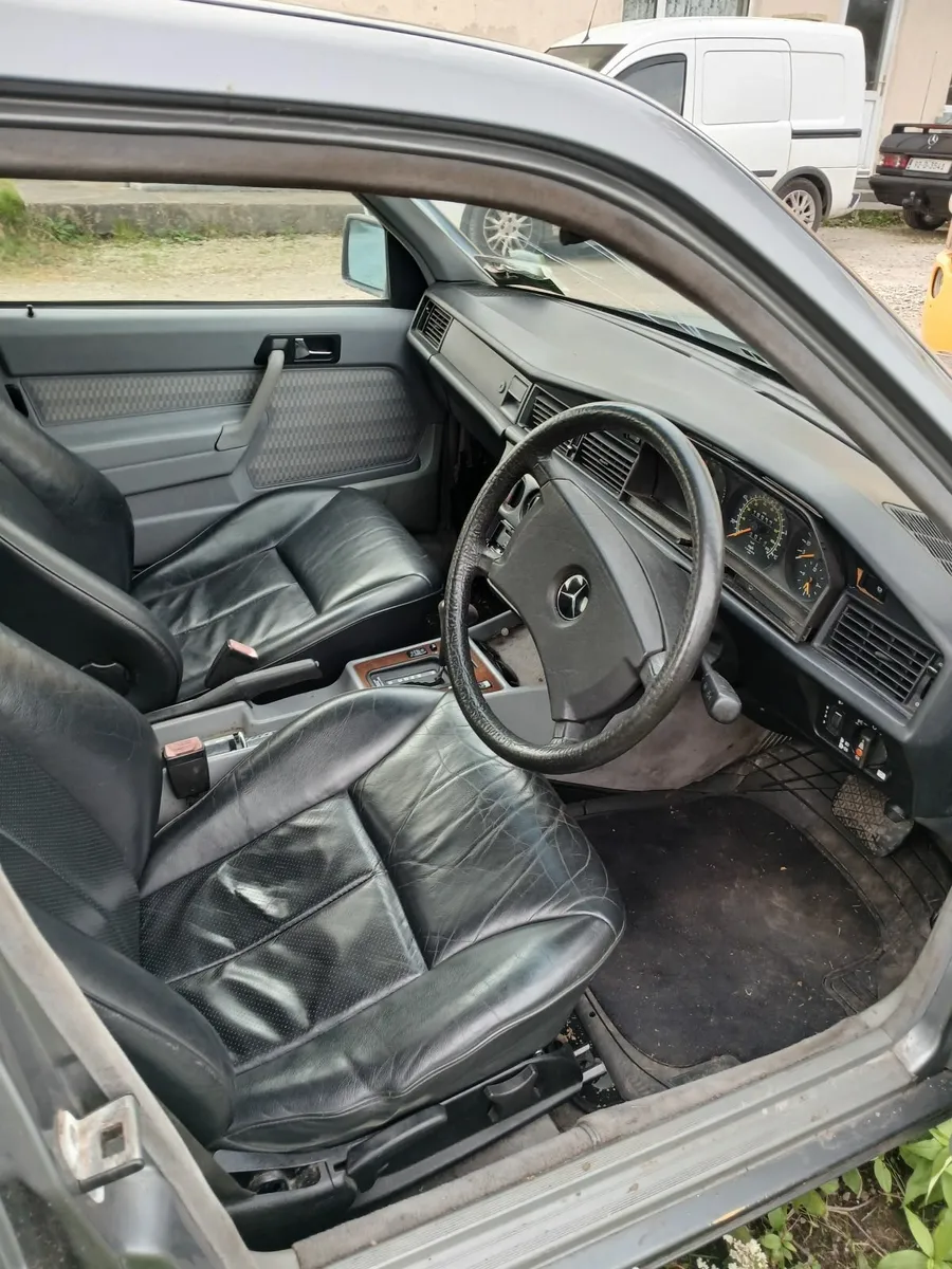 Mercedes-Benz Other 1991 - Image 3