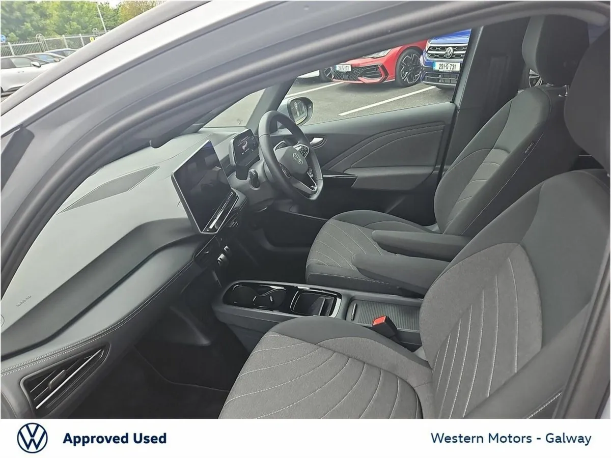 Volkswagen ID.3 Pure Plus, LED Headights with Ligh - Image 4