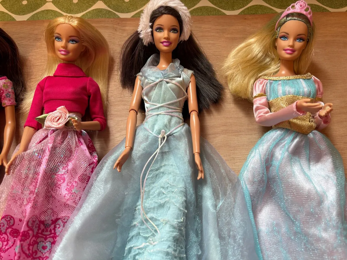 Beautiful Barbie Doll Collection - Image 4