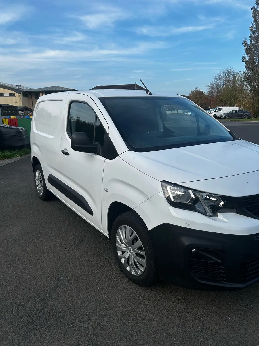 2021 Peugeot Partner L1 1.5L Diesel NO VAT - Image 3