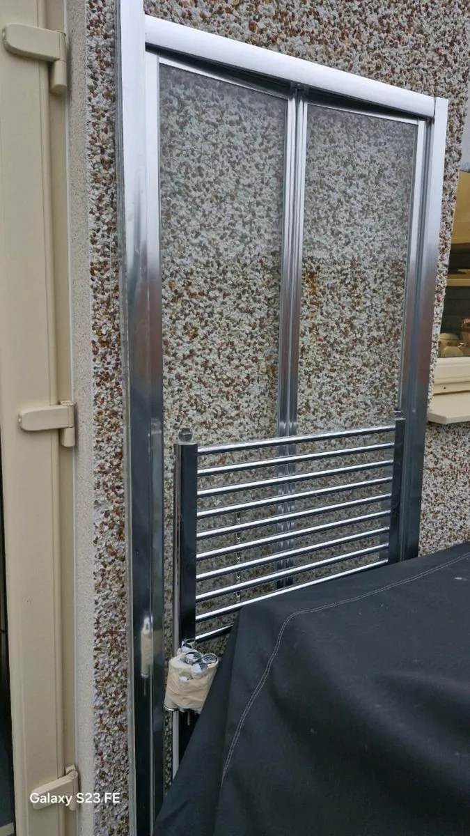 Bathroom - Image 2