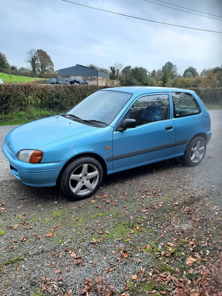 Toyota Starlet 1998 - Image 4