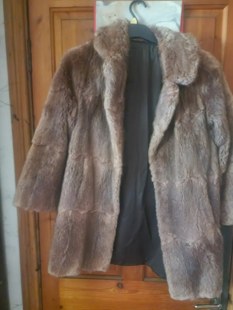 Vintage fur jacket. - Image 1