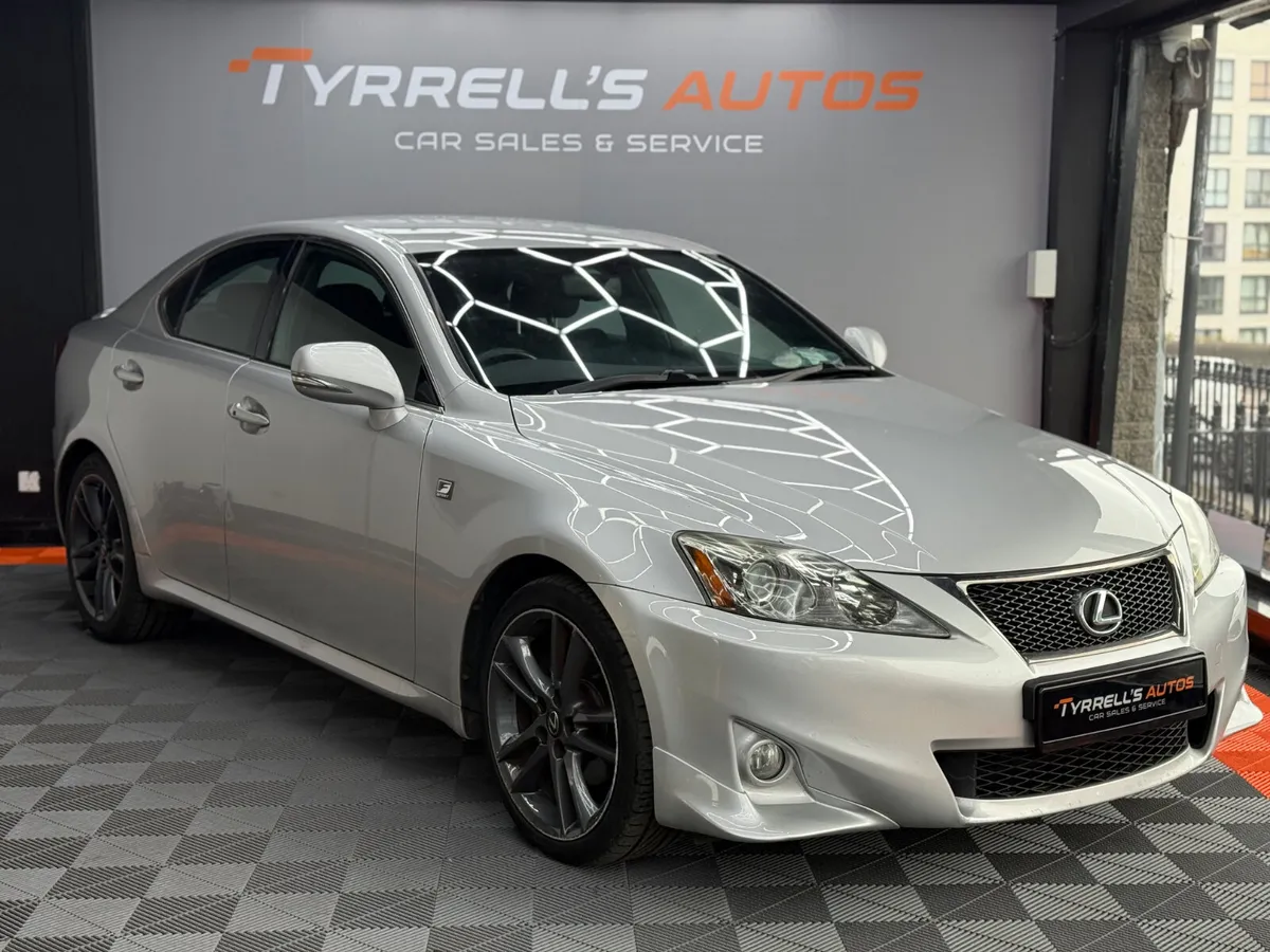 Lexus IS 200D F-SPORT "NEW NCT" 2011 - Image 2