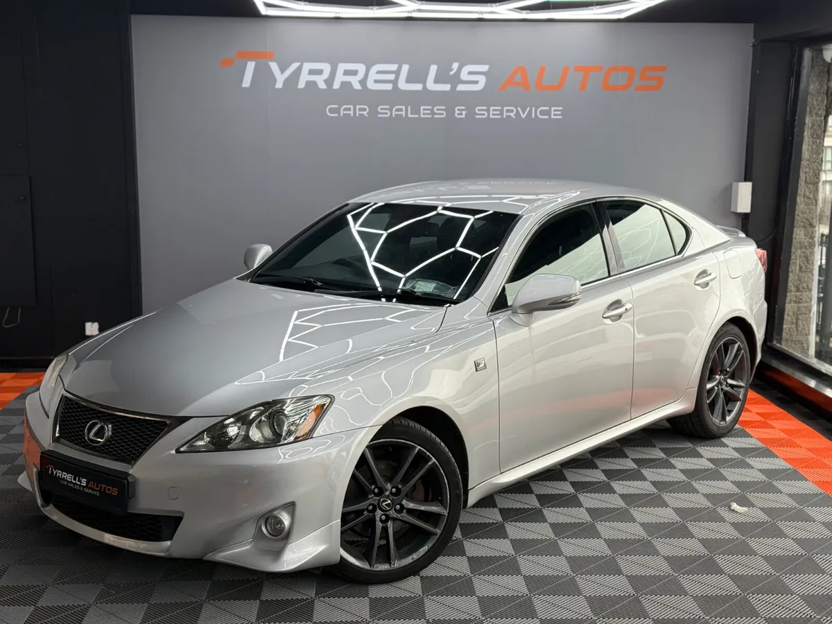 Lexus IS 200D F-SPORT "NEW NCT" 2011 - Image 4