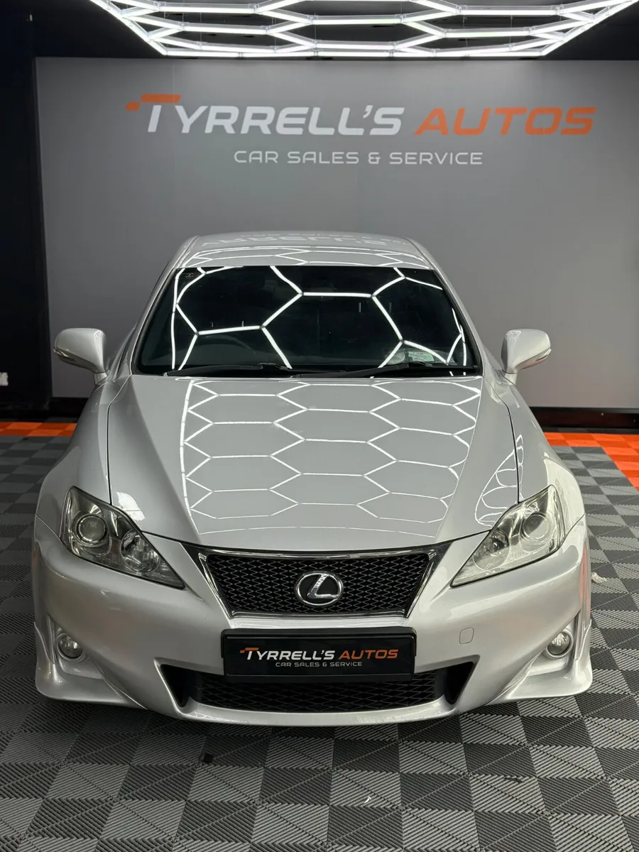 Lexus IS 200D F-SPORT "NEW NCT" 2011 - Image 3