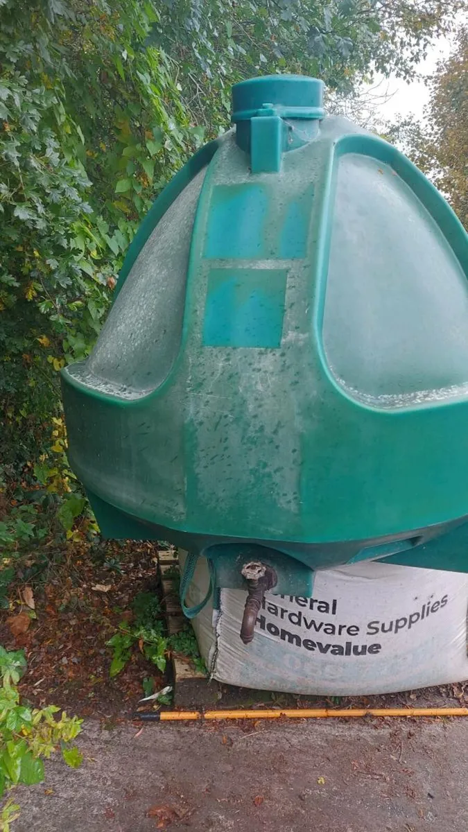 Oil tank - Image 3