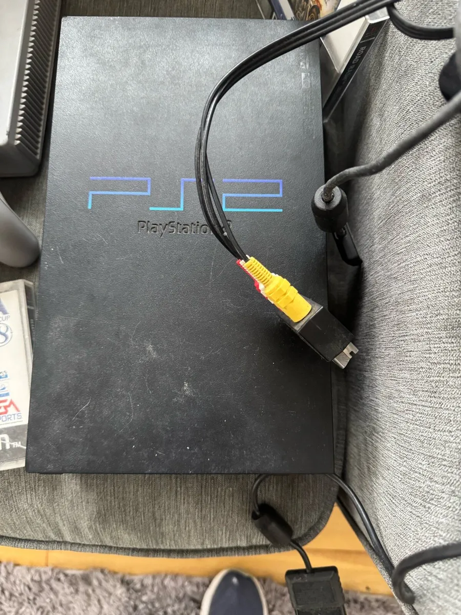 PS1 and PS2 plus games - Image 2