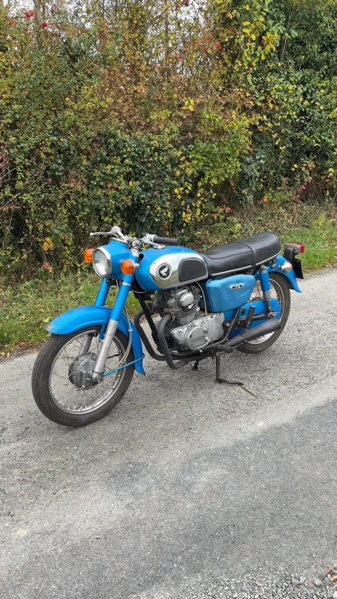 Honda CD175 - Image 1