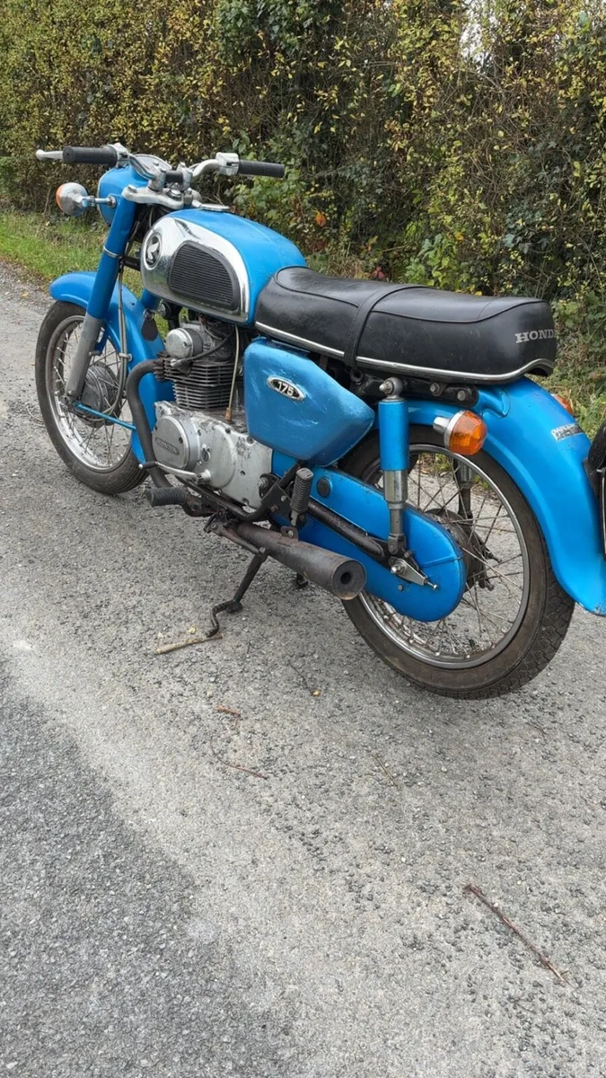 Honda CD175 - Image 4