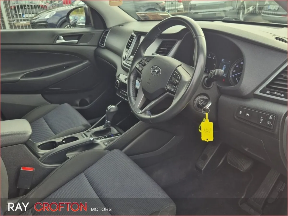 Hyundai Tucson 1.7 D Executive 2WD DCT - Image 2