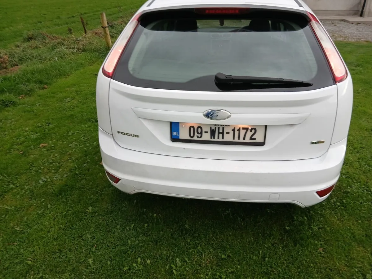 Ford Focus 2009 - Image 4