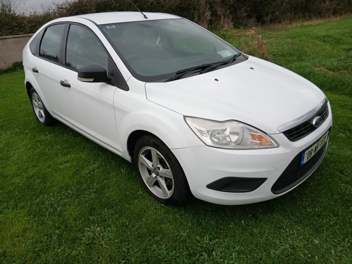 Ford Focus 2009 - Image 1