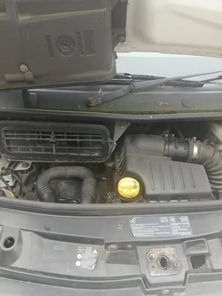 Opel Vivaro 2008 - Image 4