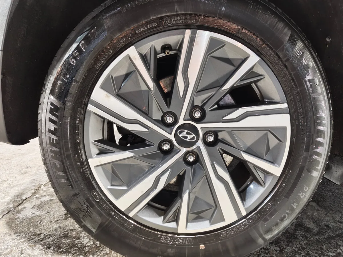 Hyundai Tucson 2022 1.6 EXECUTIVE SPEC HYBRID AUTO - Image 3