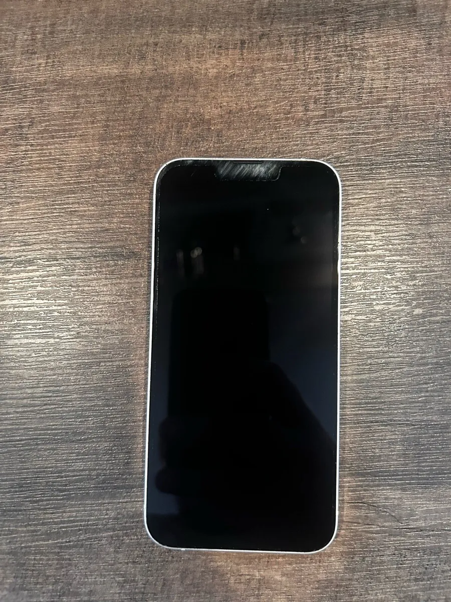 iPhone 14 White - Image 4