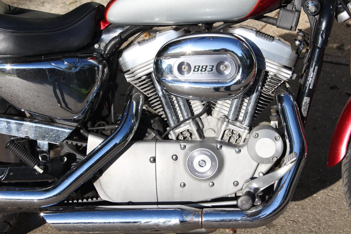 Nice Harley 883 Sportster - Image 4