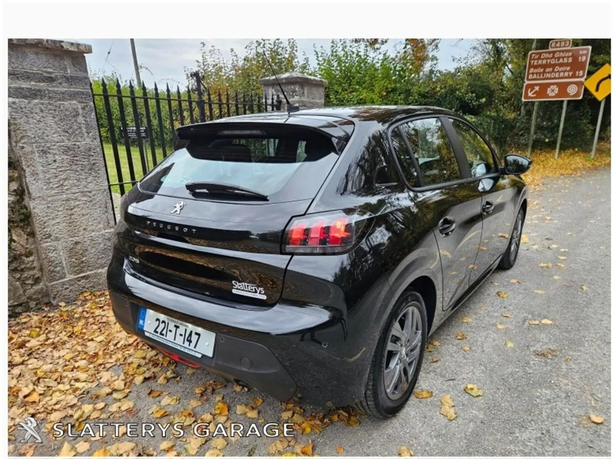 Peugeot 208 1.2 Puretech 75 bhp Active - Image 4