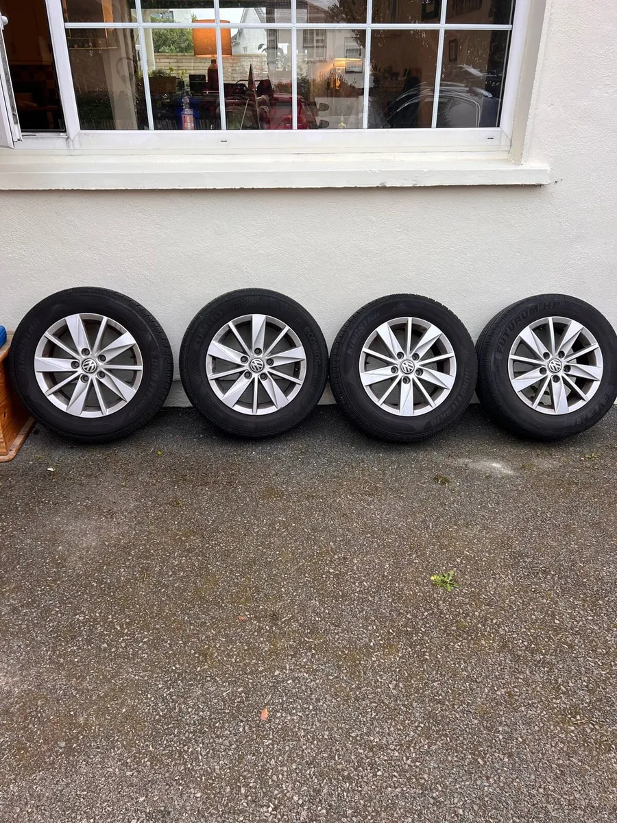 VW Golf MK6 Genuine Alloys 15" - Image 1
