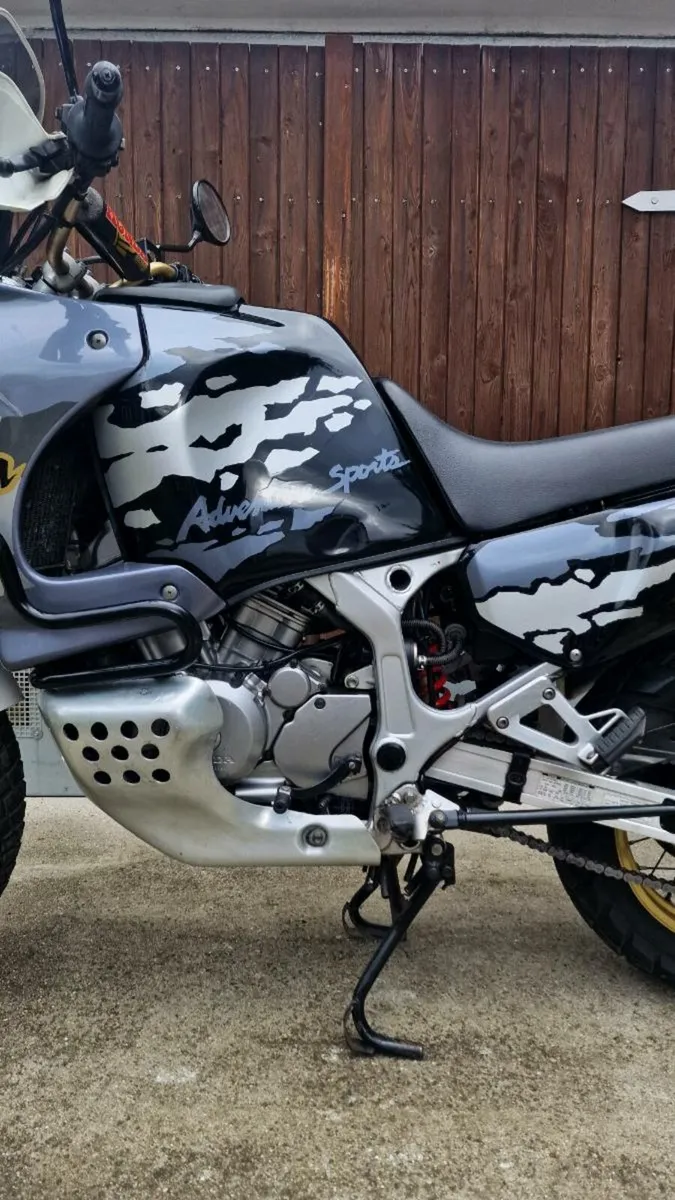 Honda XRV750 Africatwin - Image 3