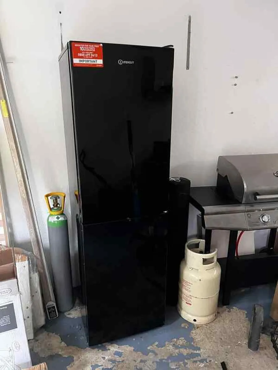 Indesit Fridge Freezer