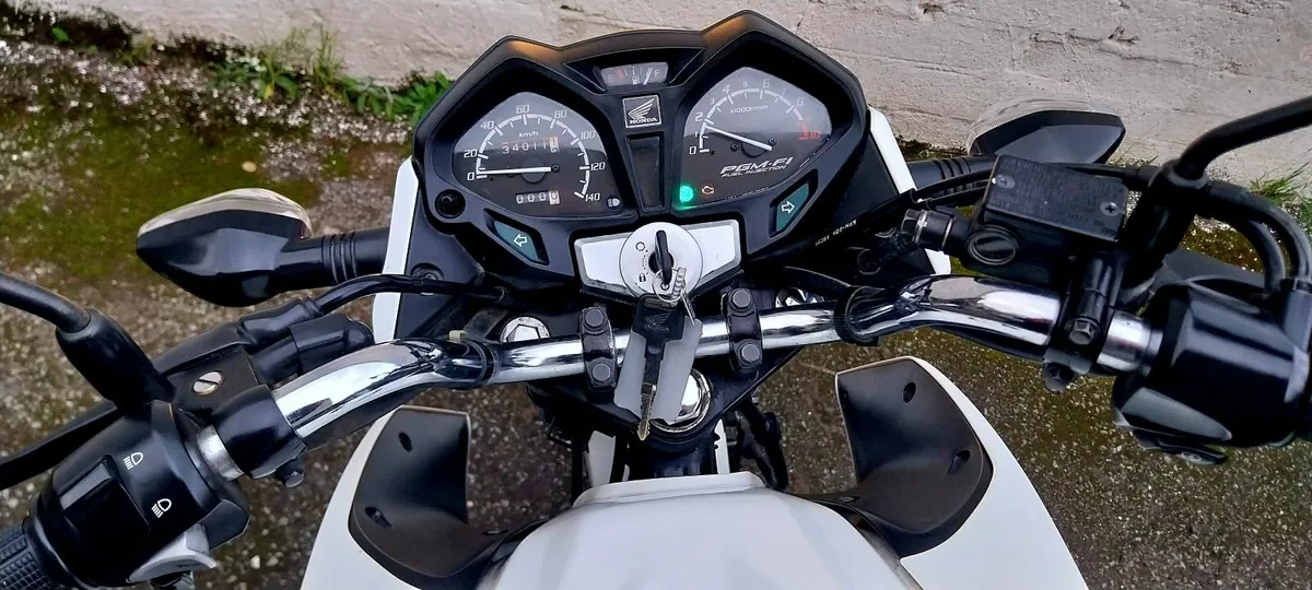 🇮🇪 HONDA  CBF125 🇮🇪 - Image 4