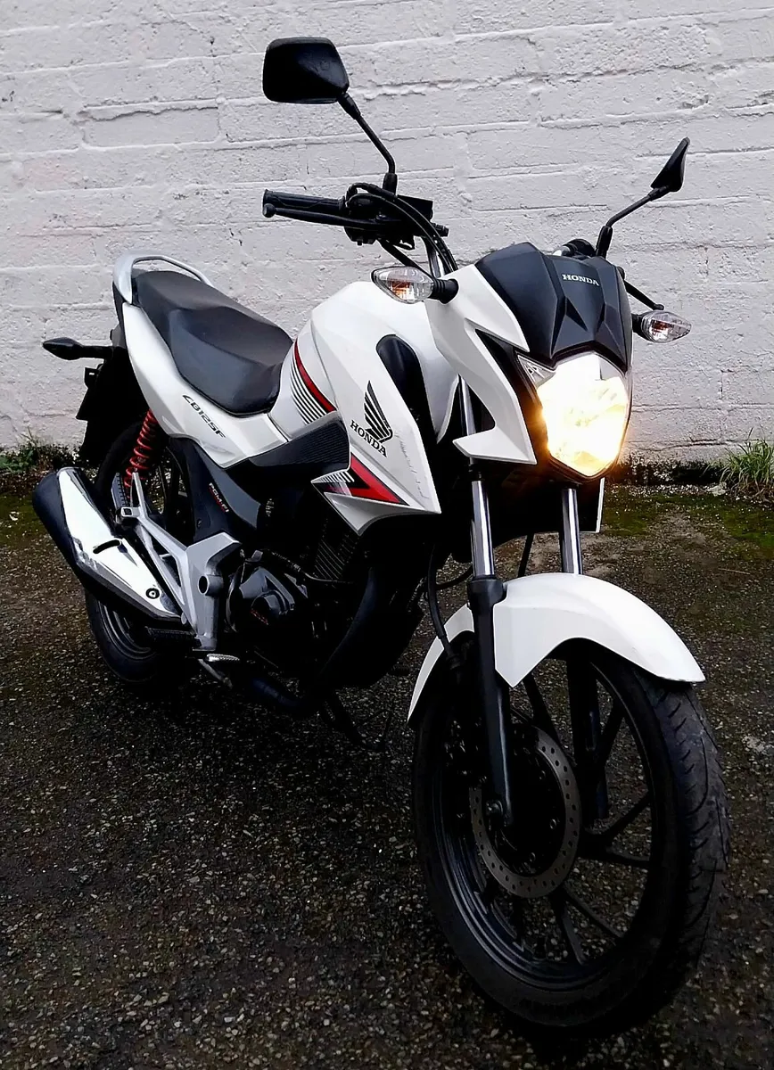 🇮🇪 HONDA  CBF125 🇮🇪 - Image 1
