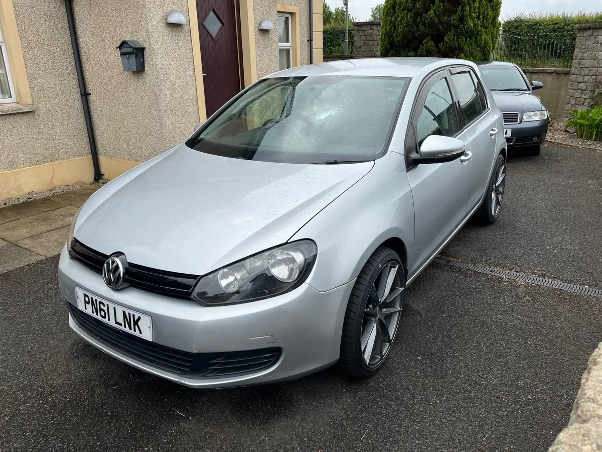 Volkswagen Golf 2011 - Image 4