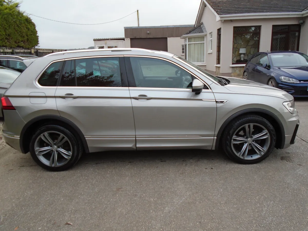 Volkswagen Tiguan 2017,Rline,sunrrof,2lt tdi,fogs - Image 2