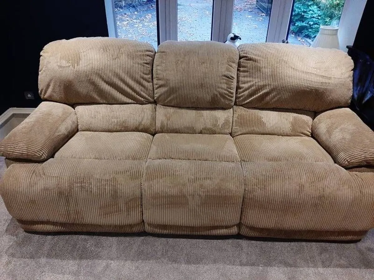 Recliner sofas 3-seater & 2-seater AS NEW - Image 1