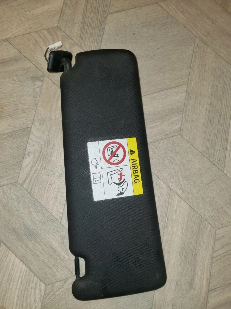Sun visor F36 Passenger side - Image 2
