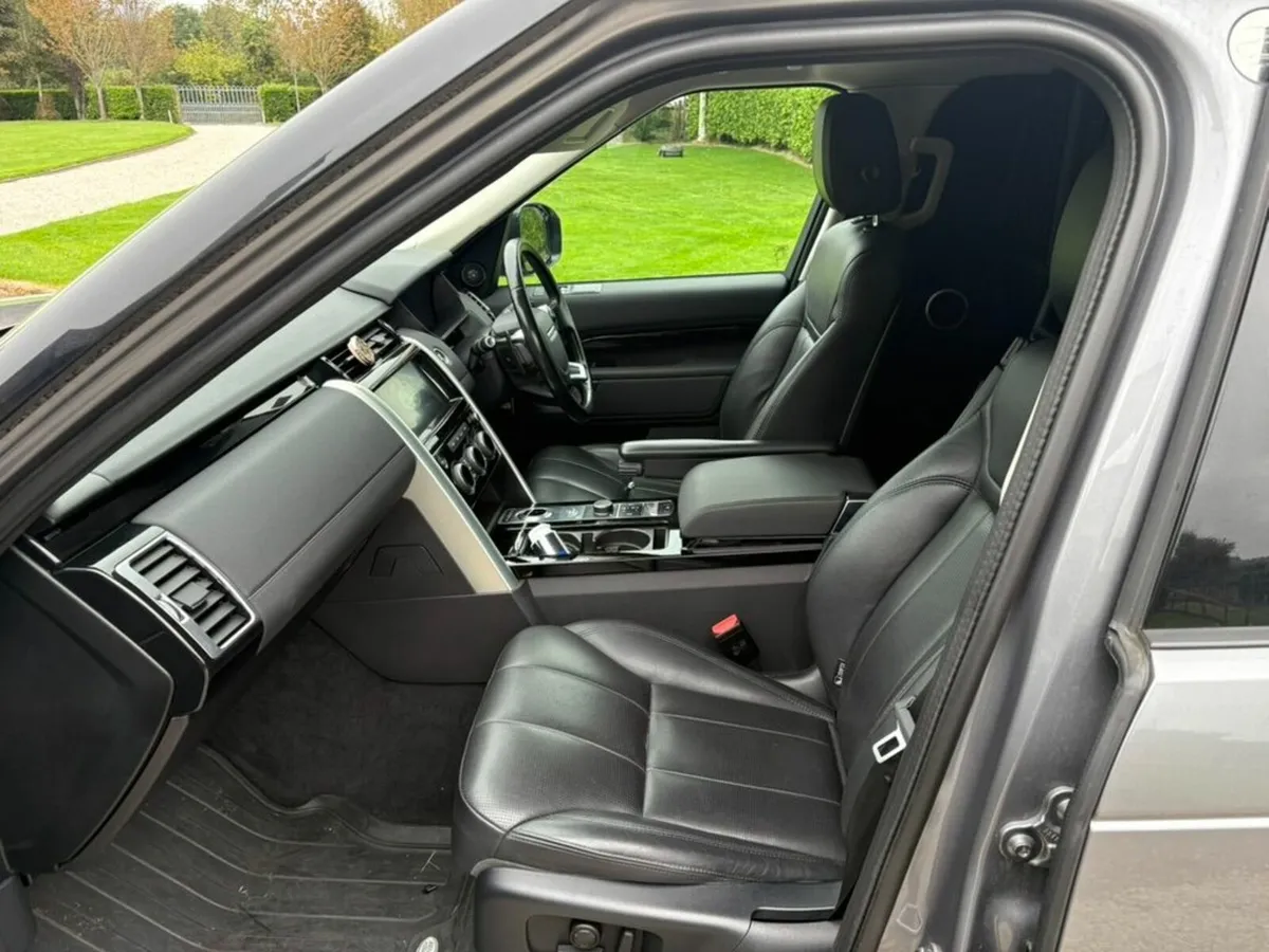 Land Rover Discovery 2020 - Image 2