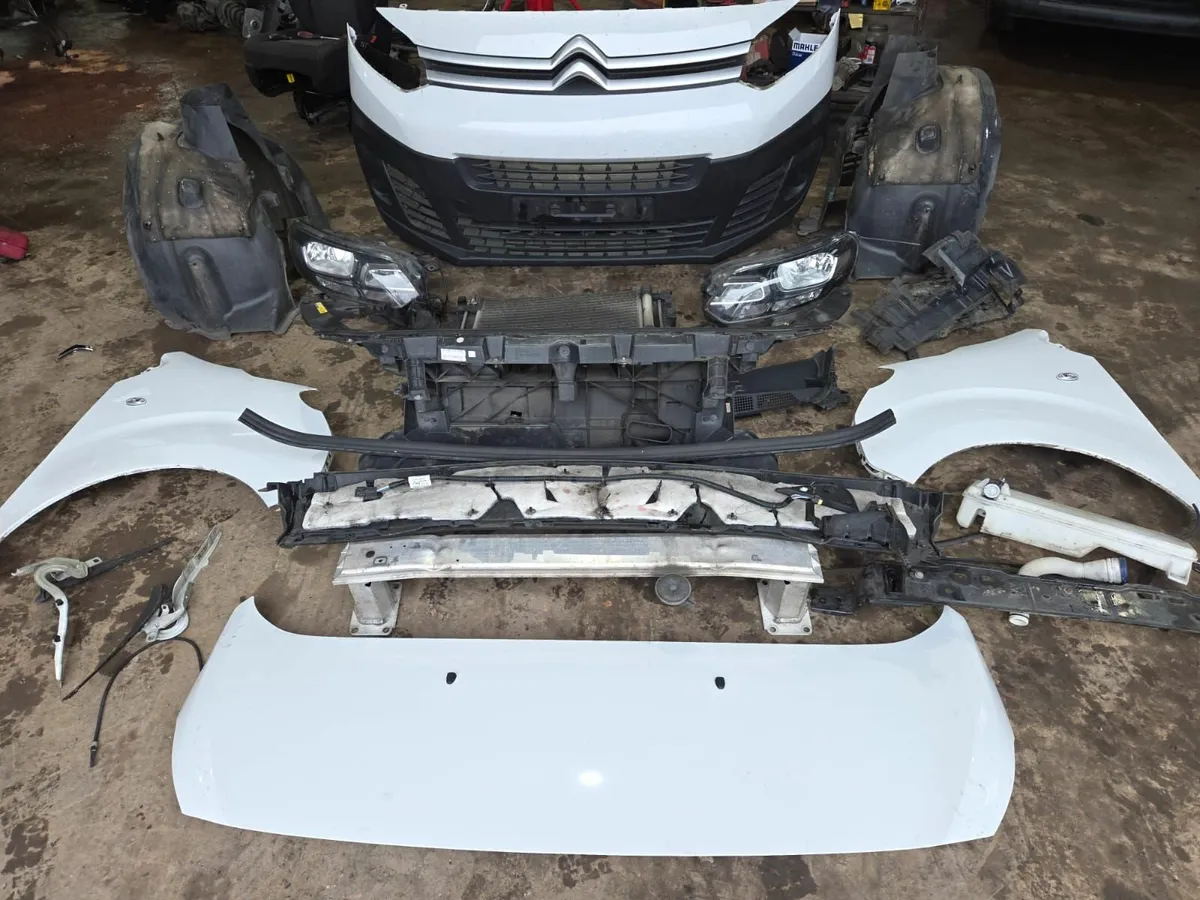 2023 Citroen Dispatch Breaking