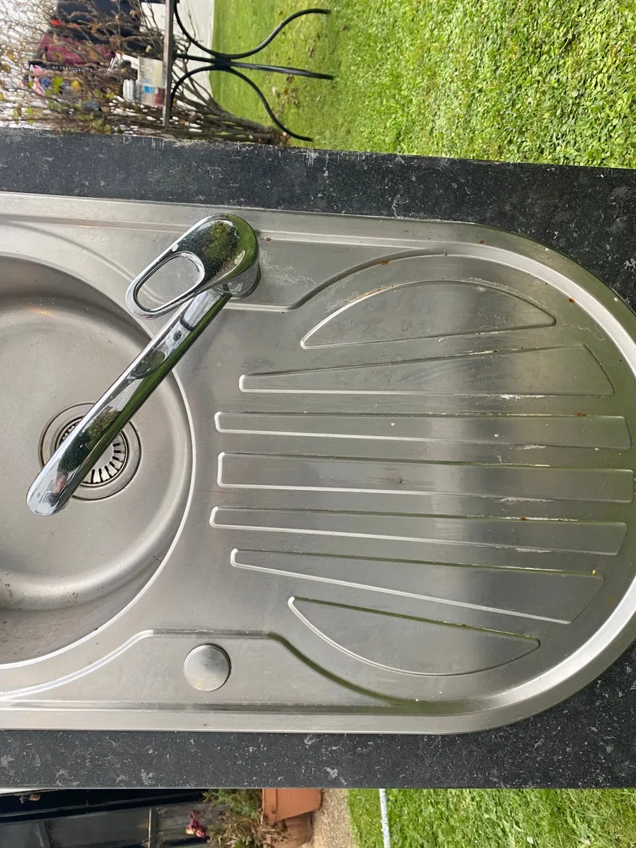 Kitchen sink - Image 2